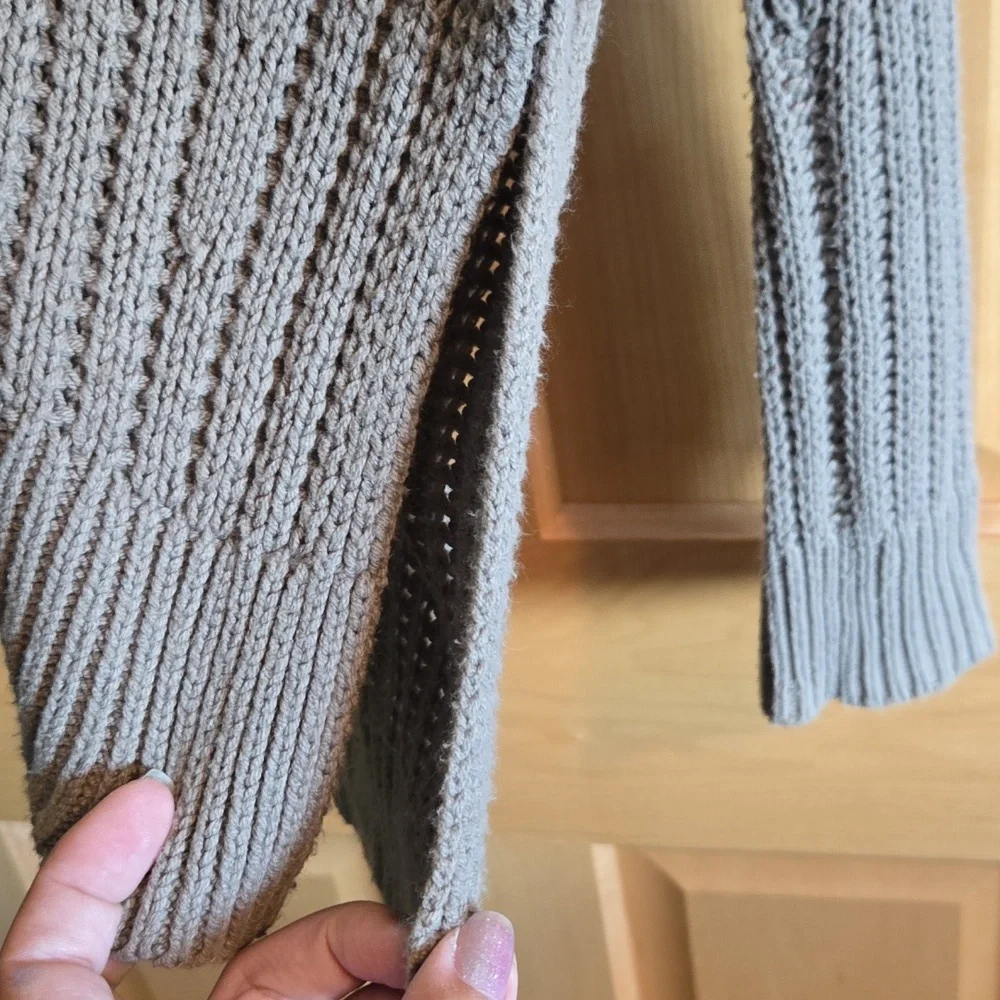 Cardigan - Picture 4 of 4